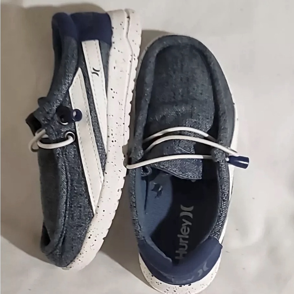 Hurley Melky slip on canvas shoes in a blue denim color, boys size 5 women’s 6 - Picture 9 of 9